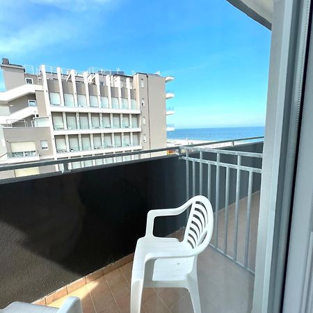 Hotel B&B Montecarlo Milano Marittima Exteriör bild
