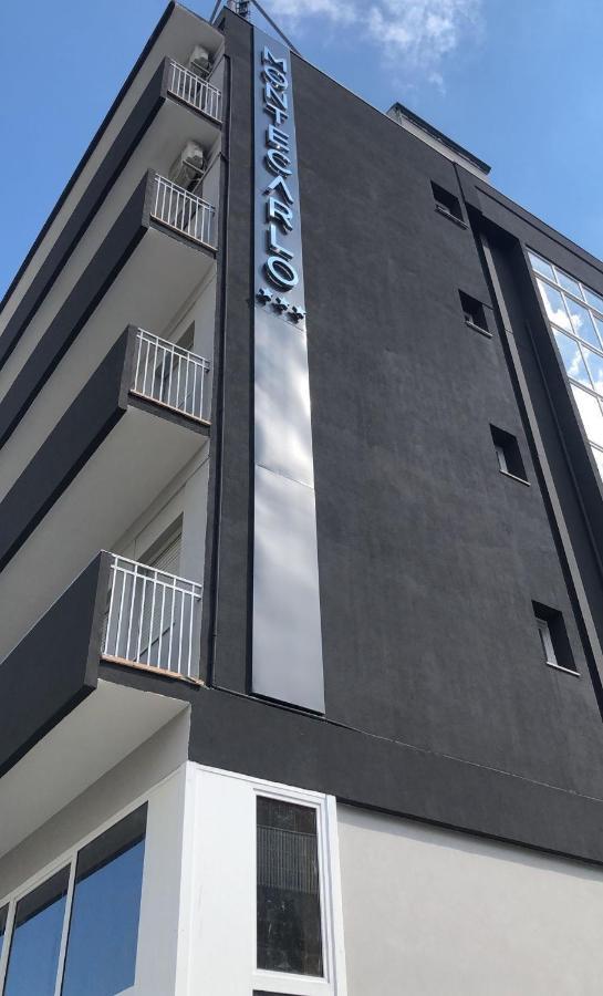 Hotel B&B Montecarlo Milano Marittima Exteriör bild