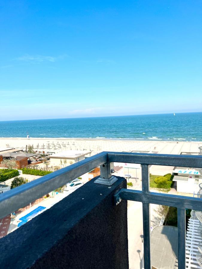 Hotel B&B Montecarlo Milano Marittima Exteriör bild