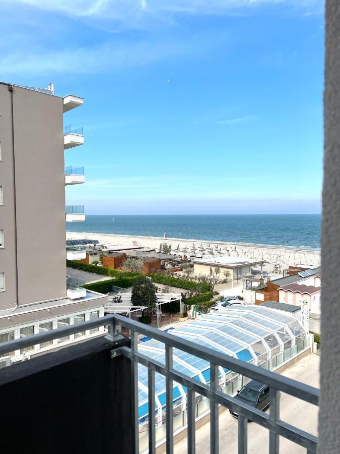 Hotel B&B Montecarlo Milano Marittima Exteriör bild